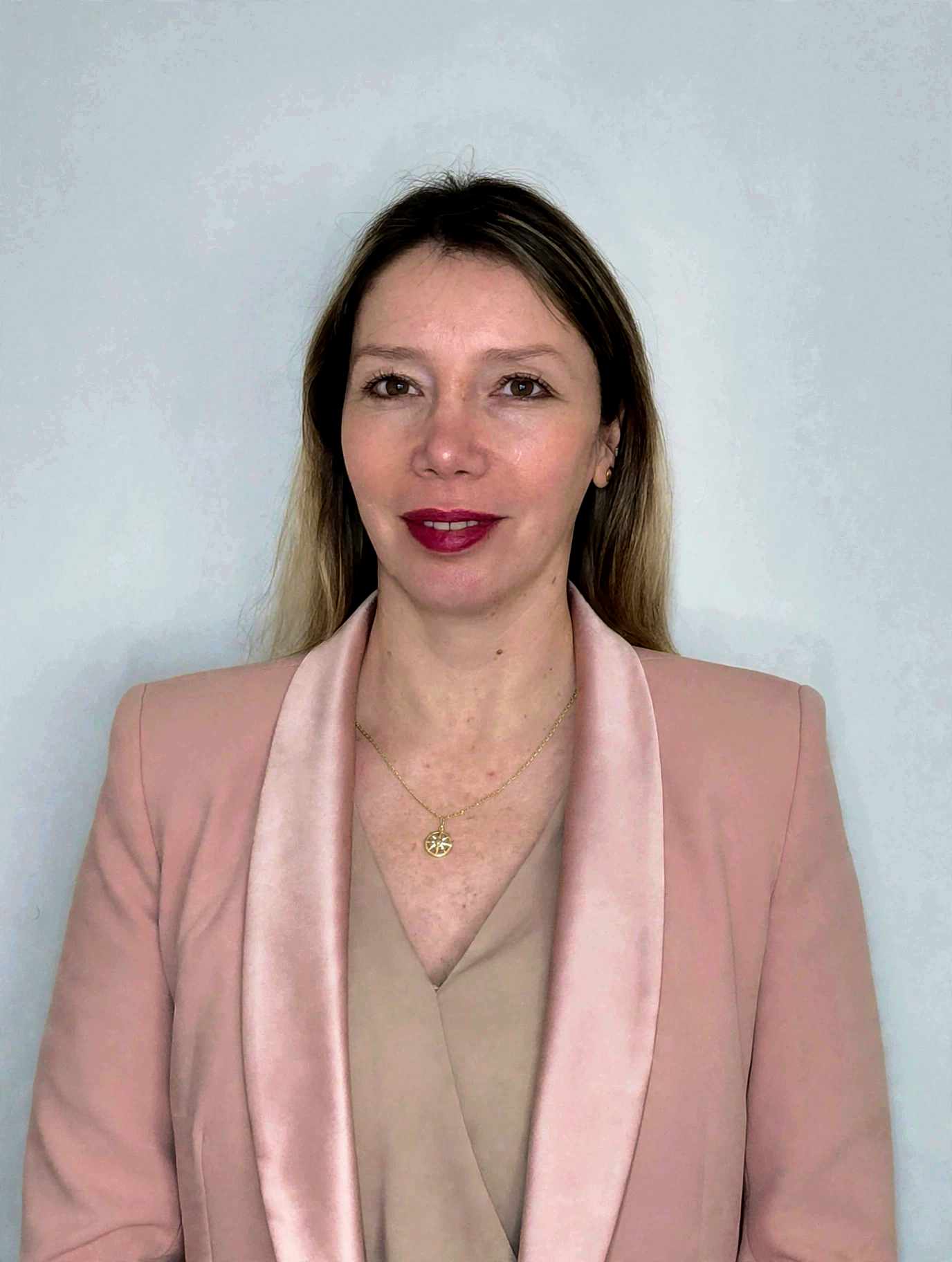 Retrato de una fundadora de Bienestar Presente